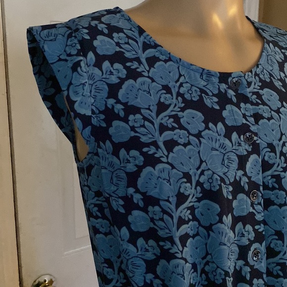 Cabi dress - Picture 3 of 11